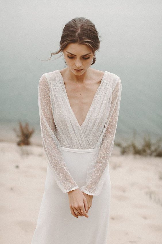 Wedding dress, lace sleeves and neckline