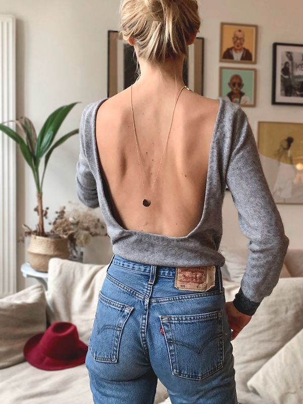 Bare-back jumper