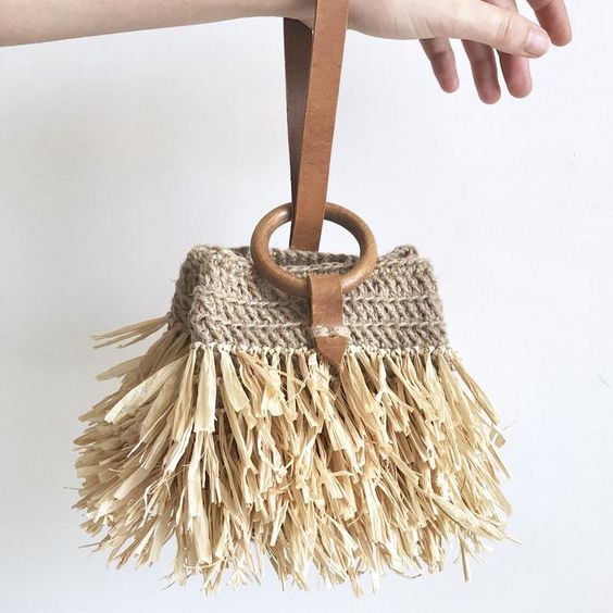 Raffia handbag
