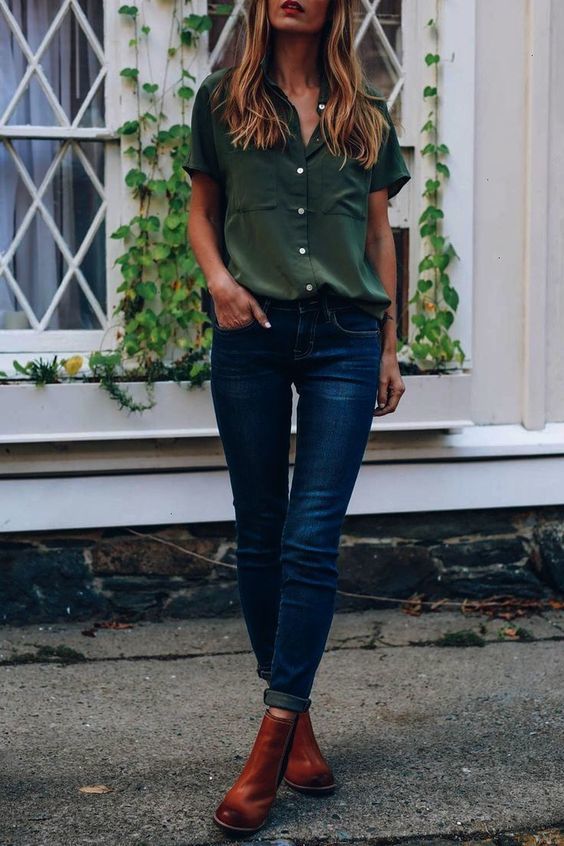 Women's boot hem jeans