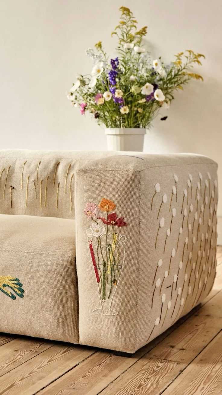 Repair a hole in your sofa with embroidery