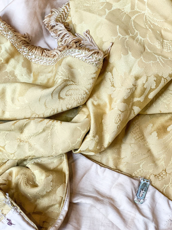 Curtain fabric