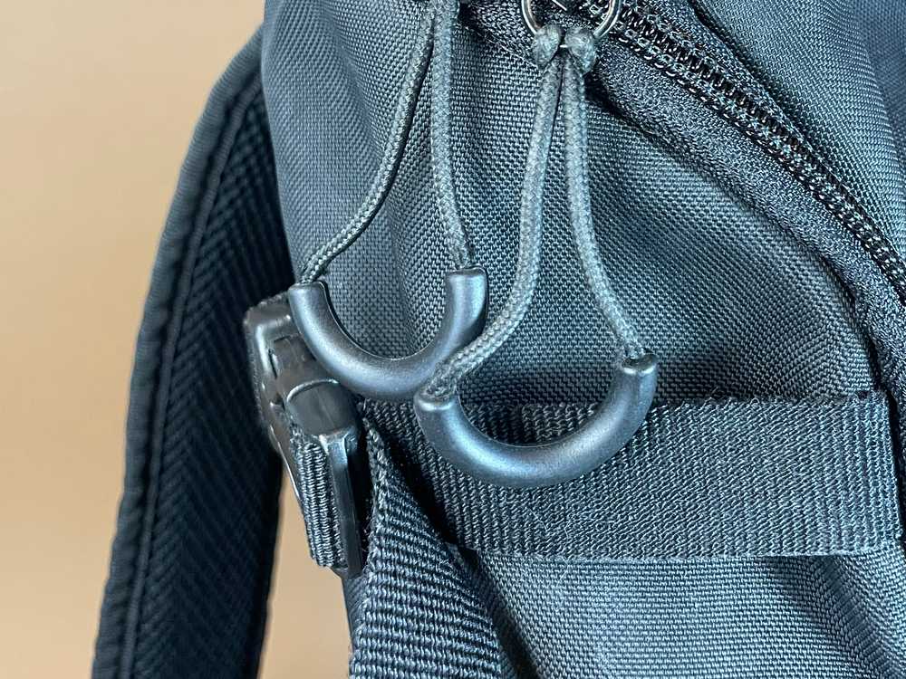 TILLI makers repair your backpack zipper