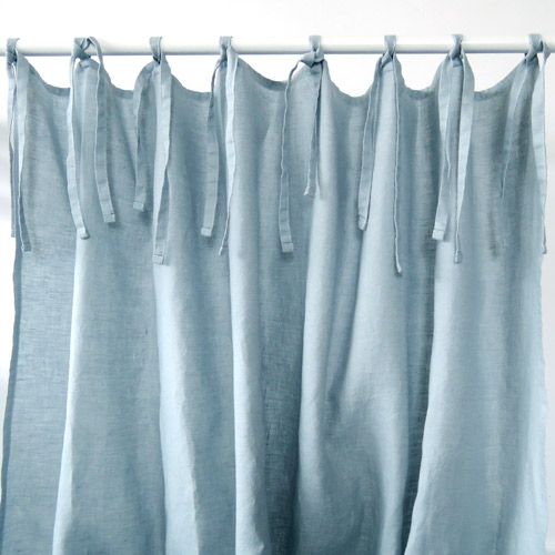 Knotted curtain top