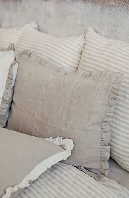 Gathered cushion made from recycled materials