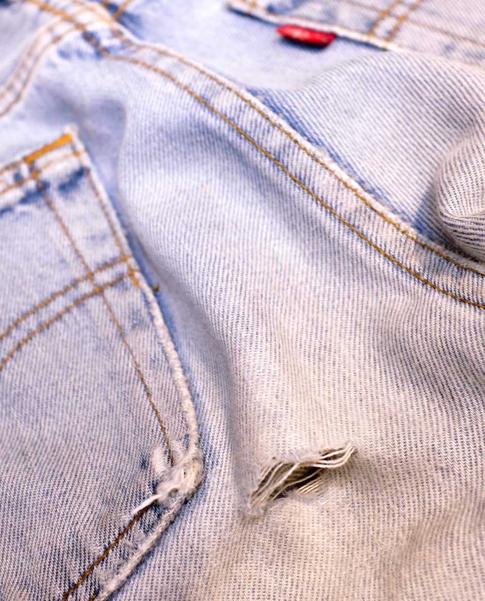 Torn jeans can be repaired by TILLI makers