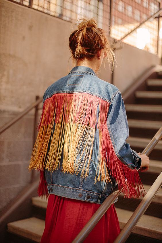 Jacket with coloured fringes