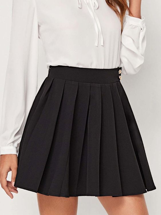 Short black flared pleated skater skirt