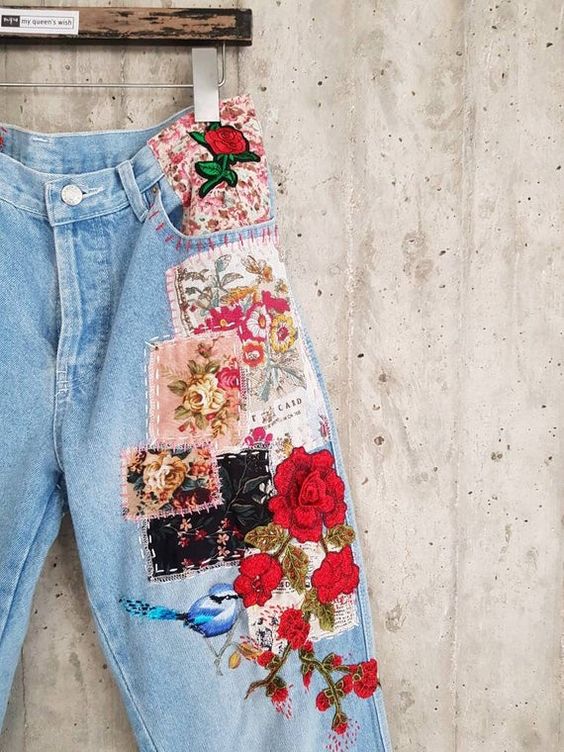 Trousers with patches and embroidery
