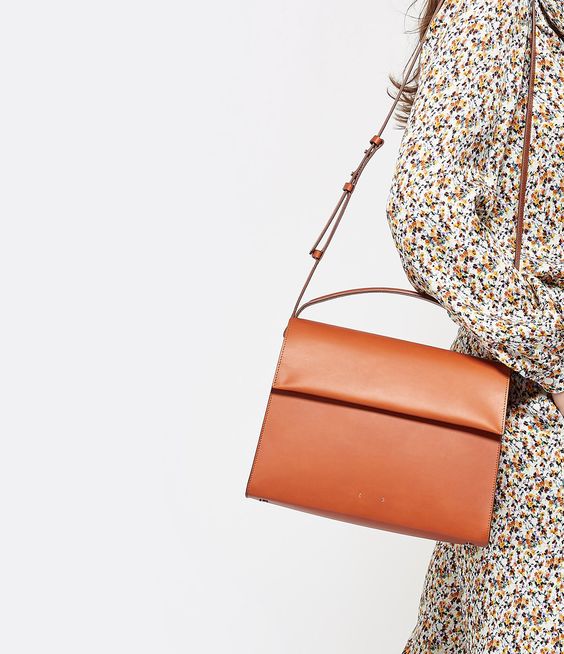 Restoring a leather bag
